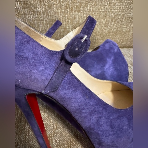 ❤️Authentic Christian Louboutin Daffodile strap Suede Platform heels Size 37 ❤️ - Picture 9 of 12